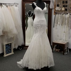 Justin Alexander wedding gown, size 10